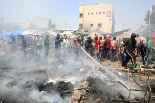 以军发动空袭，32人死亡！卡塔尔等多方谴责！哈马斯：以军指控是“无稽之谈”