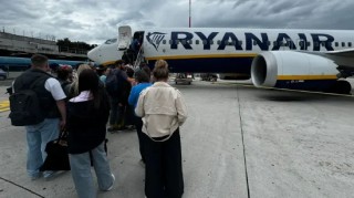 易捷航空CEO称市场需求在增长，但商用飞机短缺