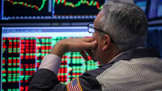 午盘：美股跌幅扩大 纳指下跌2%  第1张