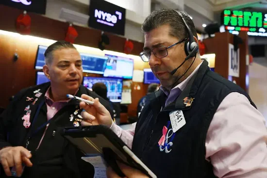 午盘：主要股指继续上扬 纳指上涨超500点  第1张